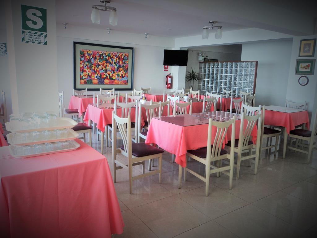 Acomodação com café da manhã  Hospedaje Oscar'S 3*
