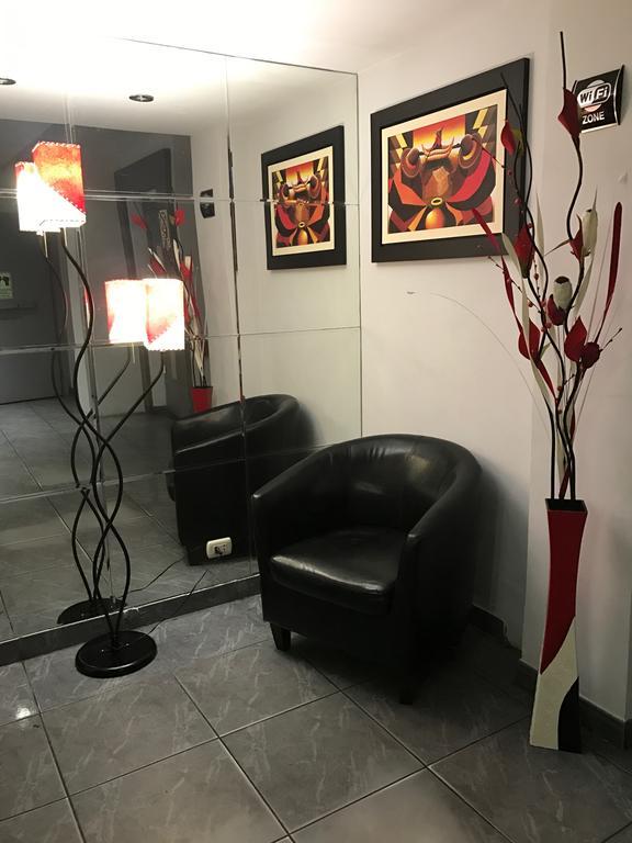 Hospedaje Oscar'S Acomodação com café da manhã 